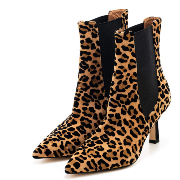 Andrea pinto Art.931