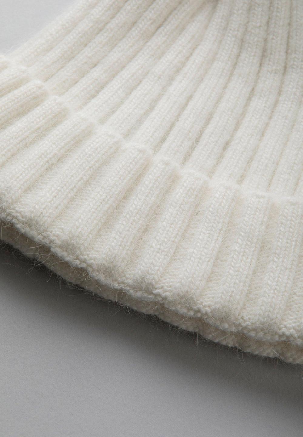 Angelico Berretto Bianco Pompon