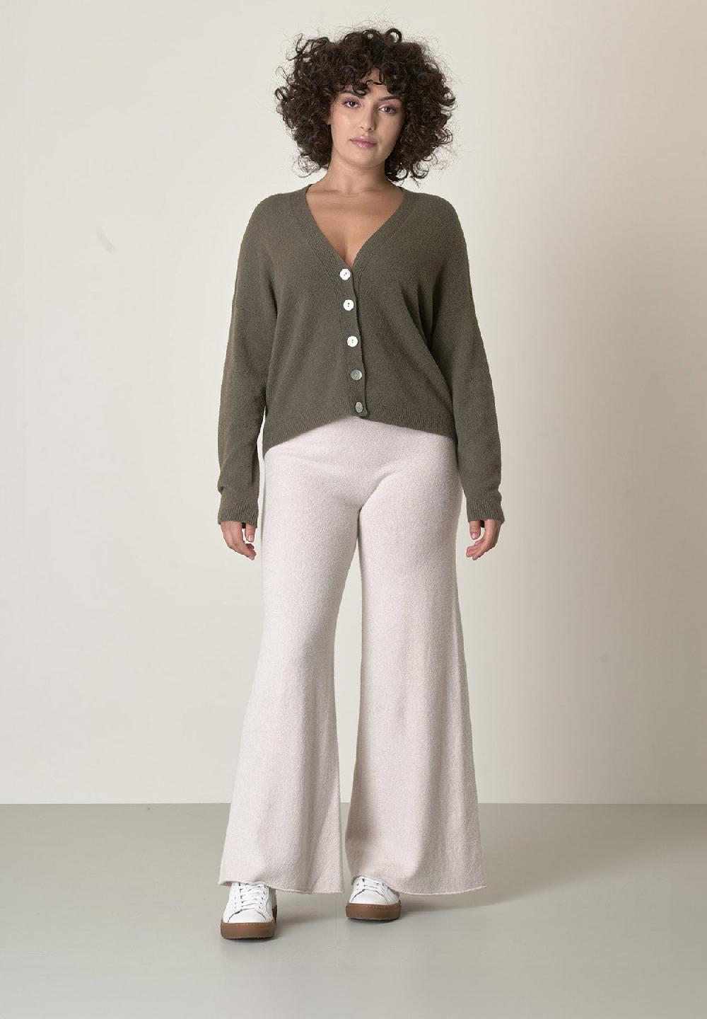 Angelico Cardigan verde muschio bottoni