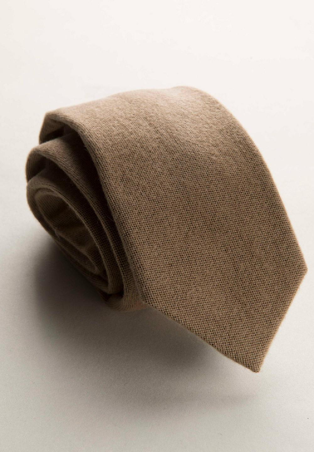 Angelico Cravatta beige effetto lana unita