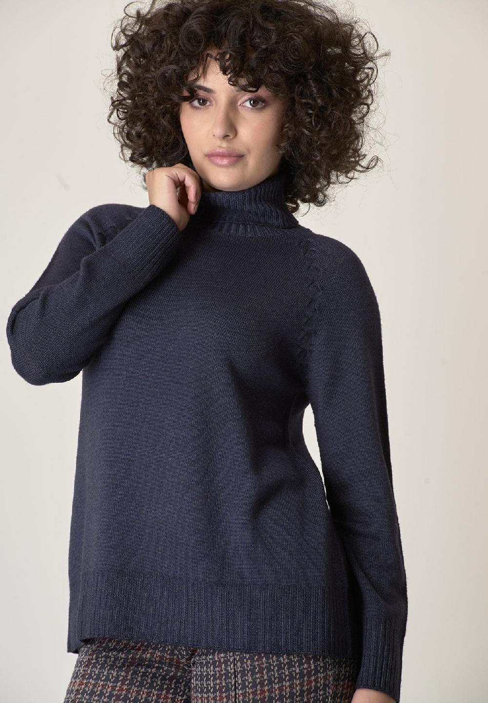 Angelico Dolcevita Blu Lana Merinos Treccia Raglan