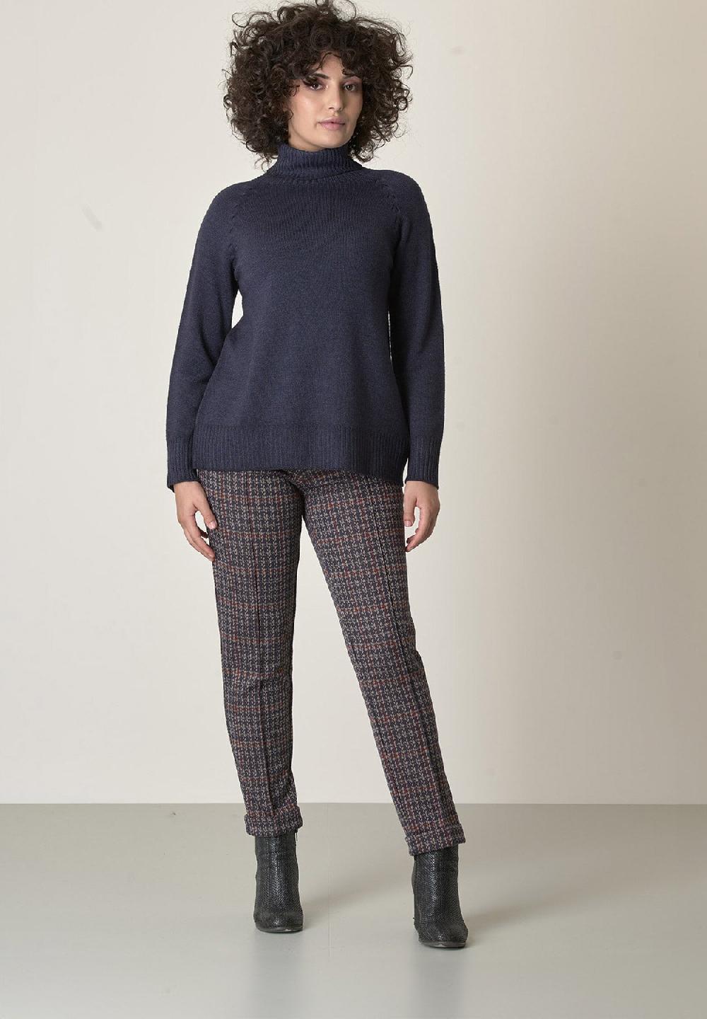 Angelico Dolcevita blu lana merinos treccia raglan