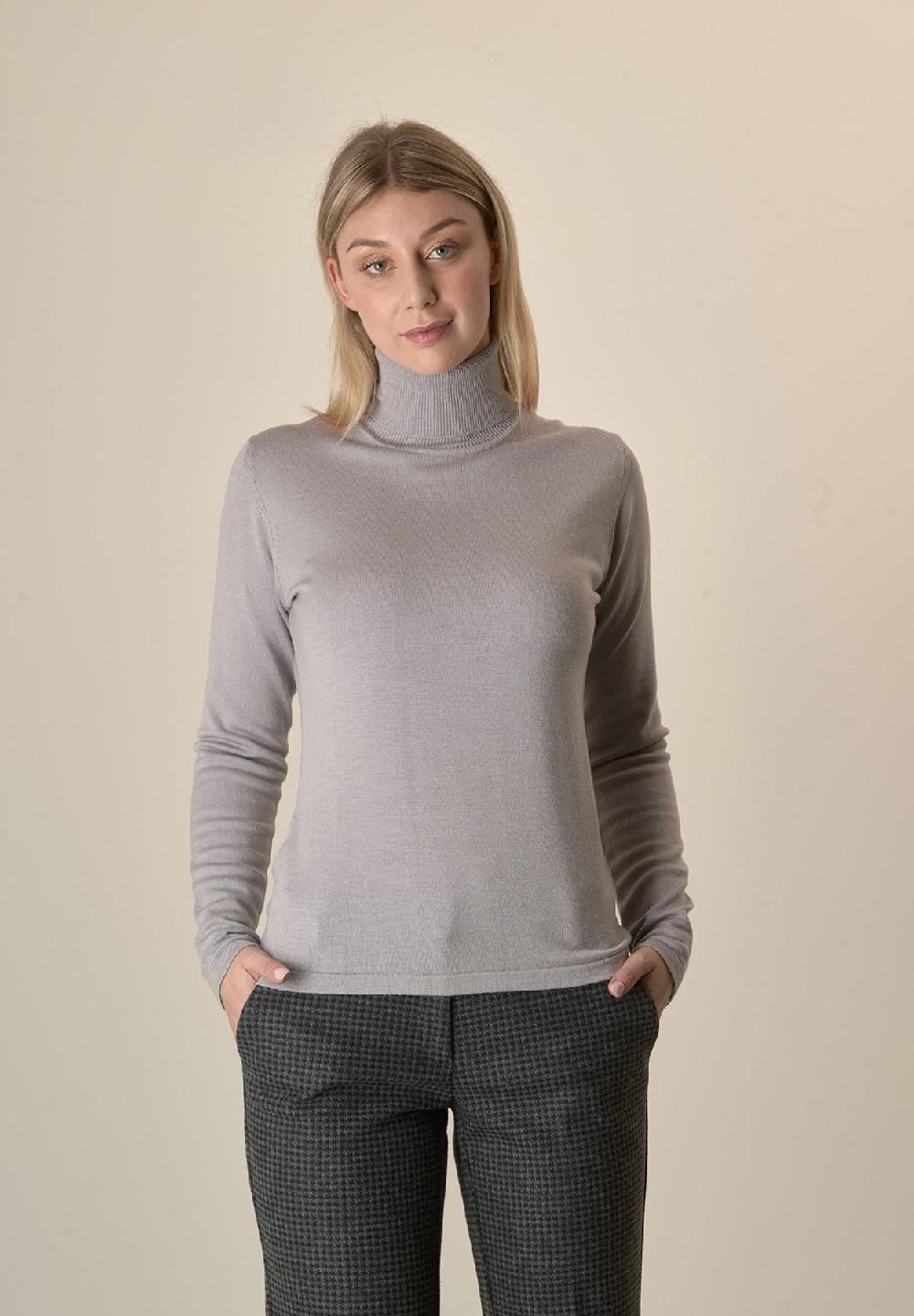 Angelico Dolcevita grigio chiaro lana merinos