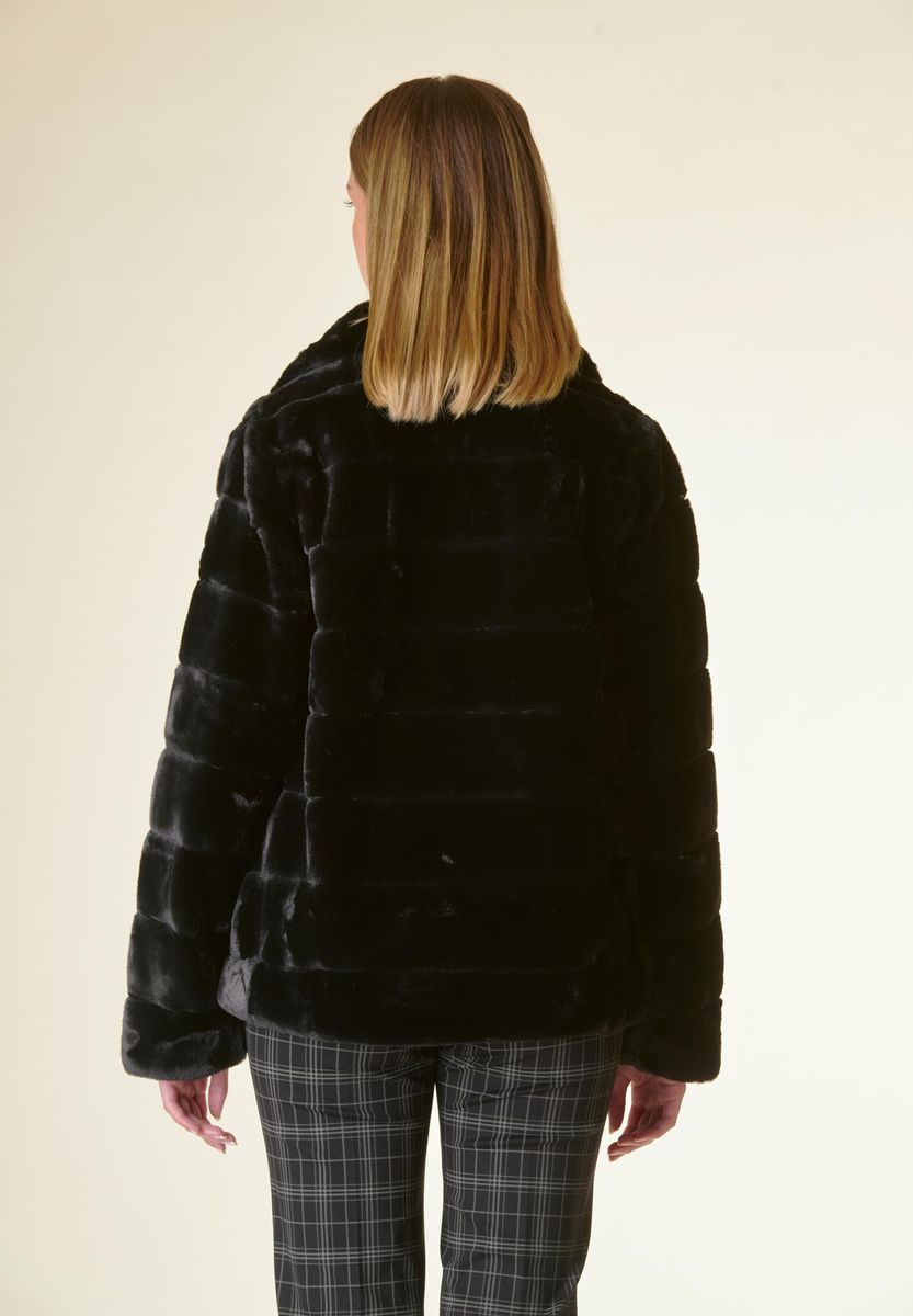 Angelico Eco-pelliccia Nera Colletto