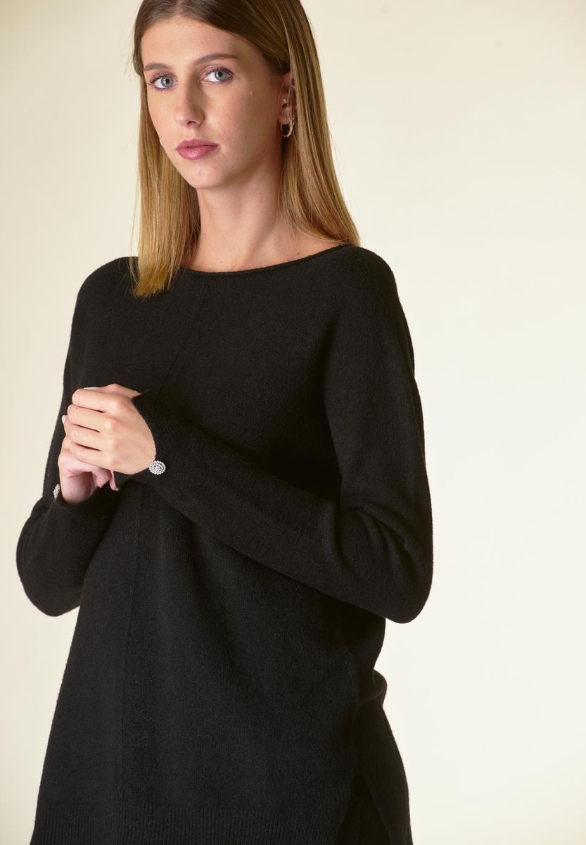 Angelico Maglia Nera Barchetta Bottoni Gioiello