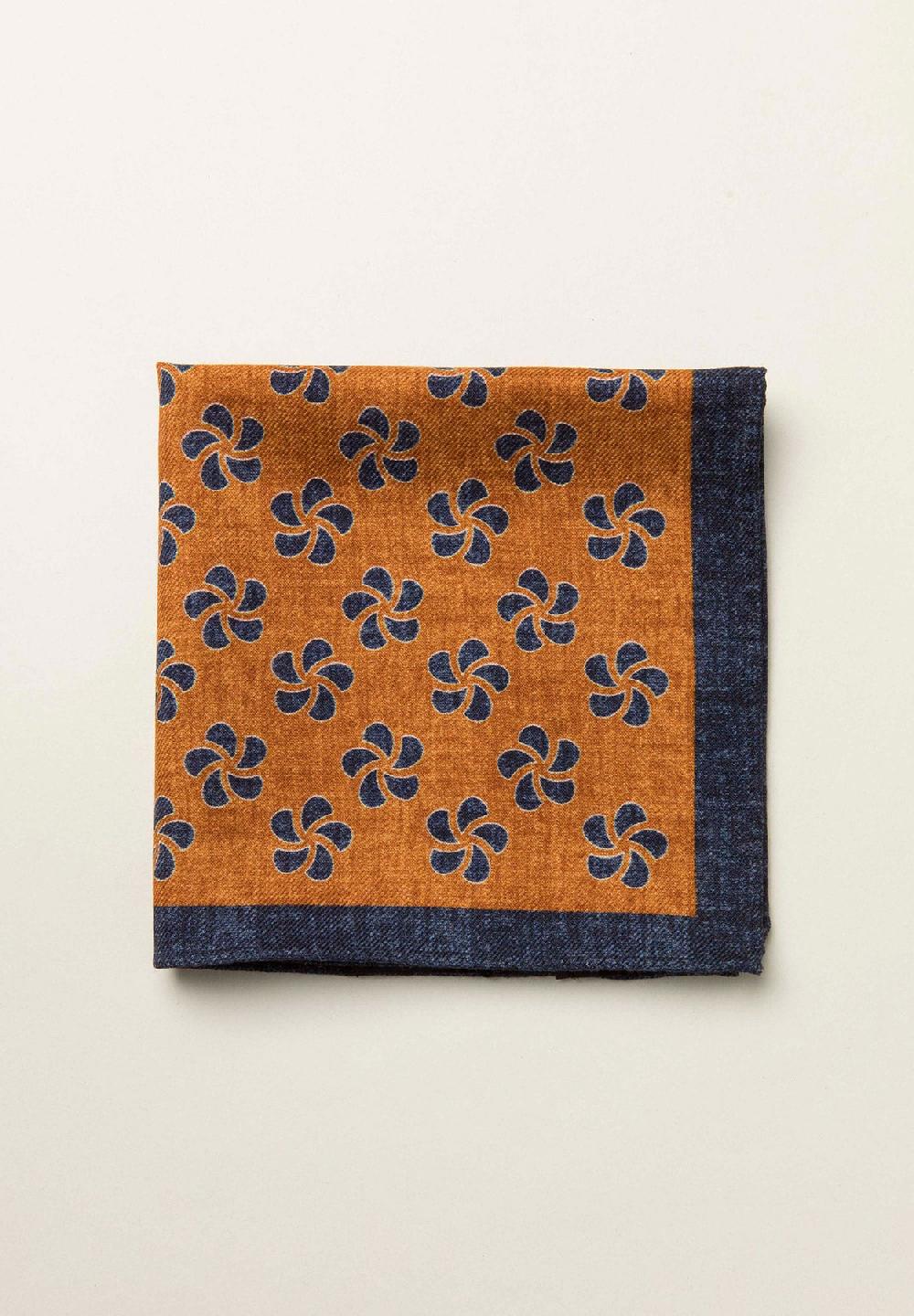 Angelico Pochette arancione blu fronte retro lana