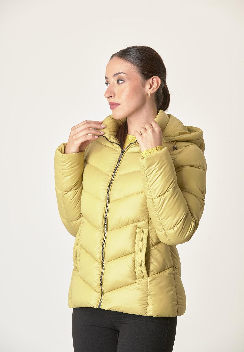 Angelico Giubbino Giallo Trapuntato Cappuccio Staccabile