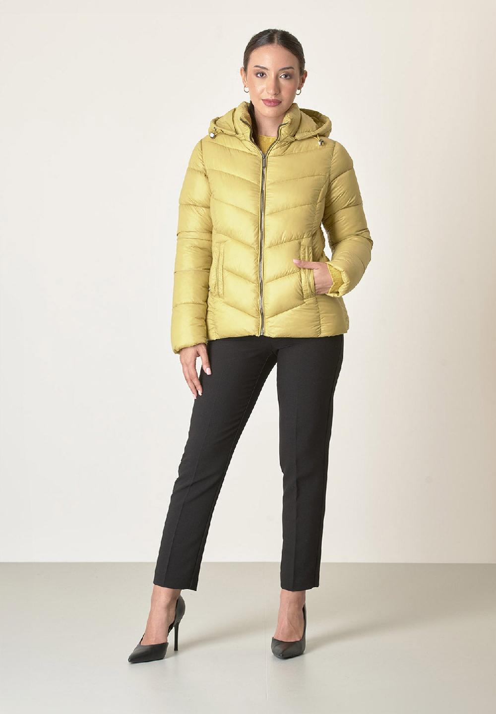 Angelico Giubbino giallo trapuntato cappuccio staccabile