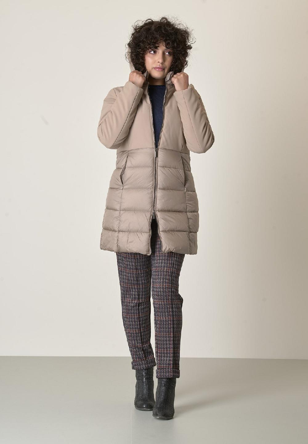 Angelico Piumino Beige Bi-tessuto Trapuntato Lunghezza Media