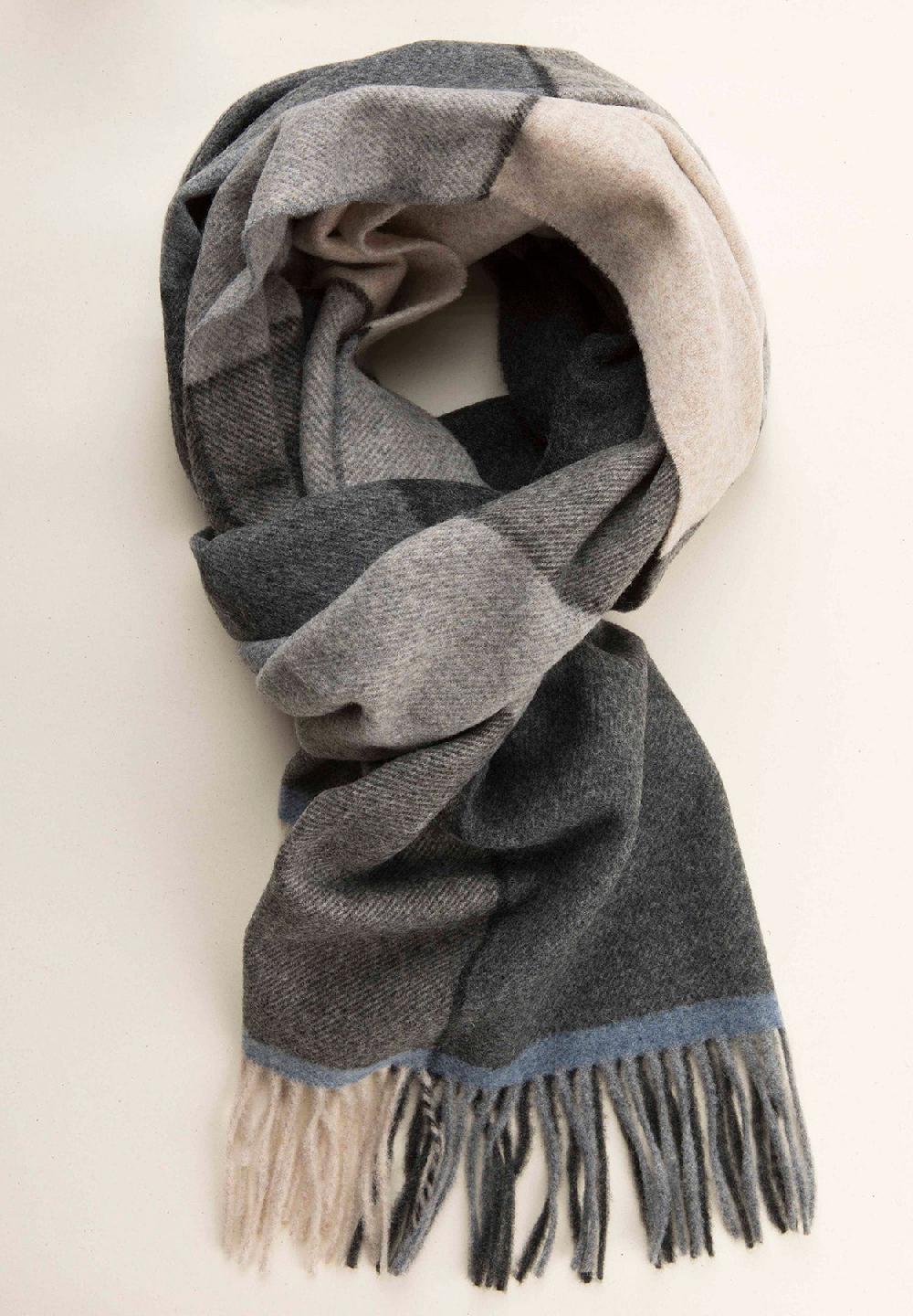 Angelico Sciarpa marrone fantasia quadri frange lana vergine