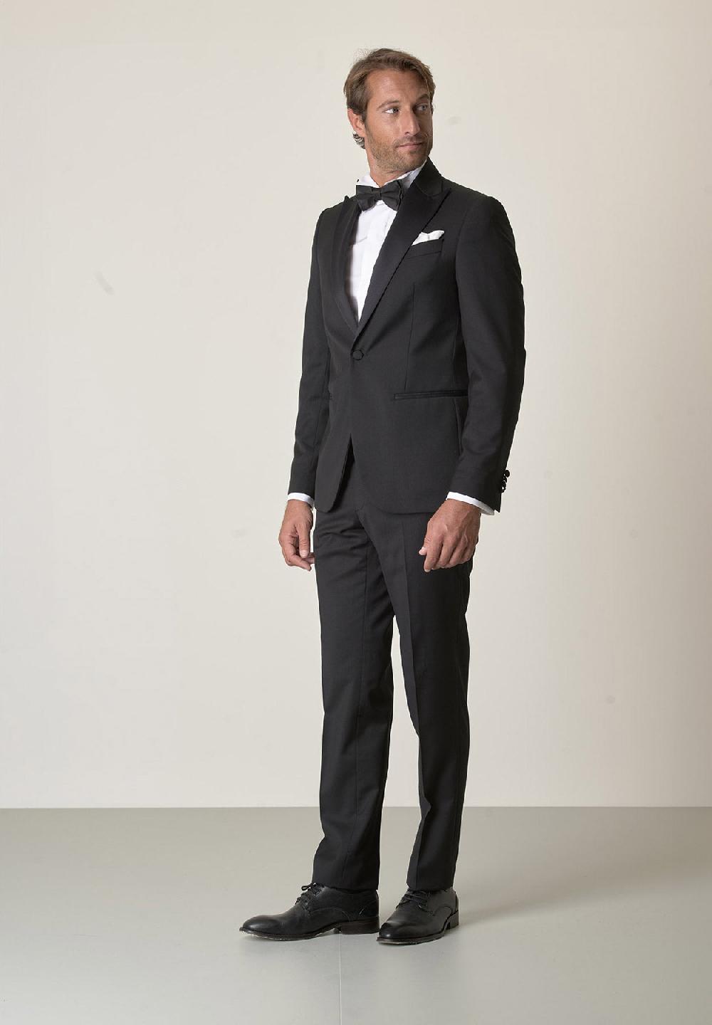 Angelico Smoking nero lana vergine super 100s custom fit