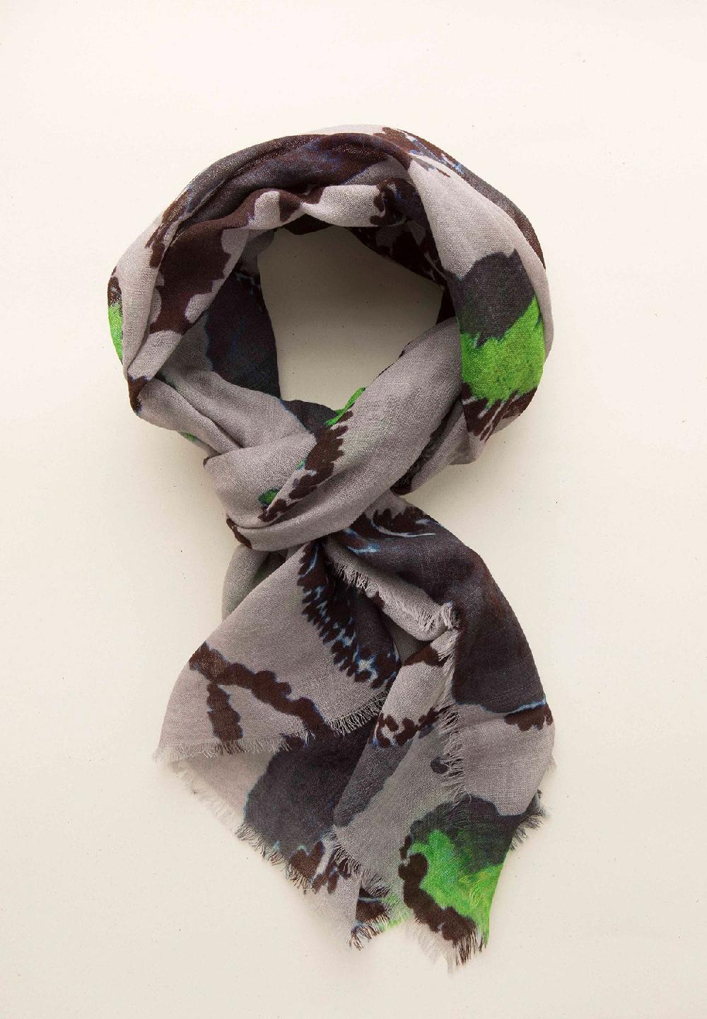 Angelico Stola grigia verde fantasia astratta lana frange