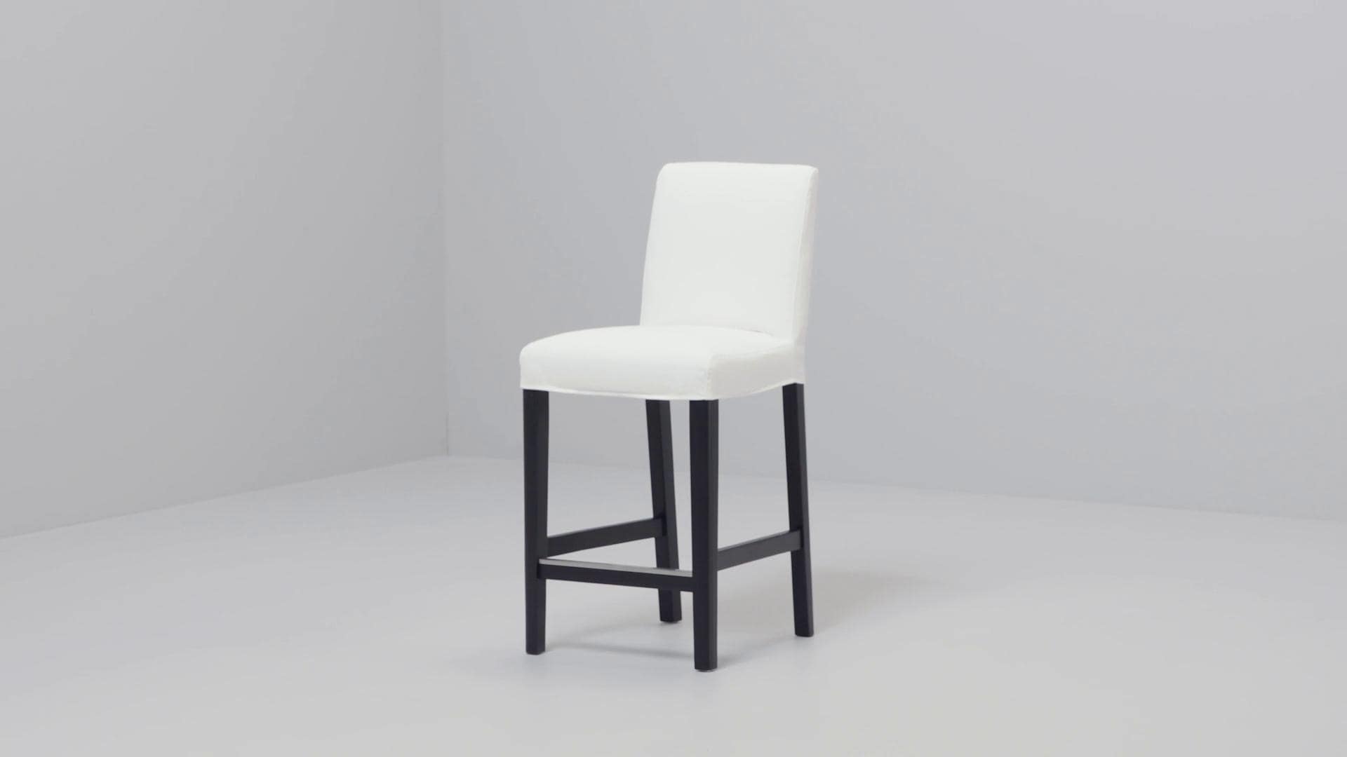 IKEA BERGMUND Sgabello Bar Con Schienale Nero/Gunnared Grigio Fumo 62 Cm