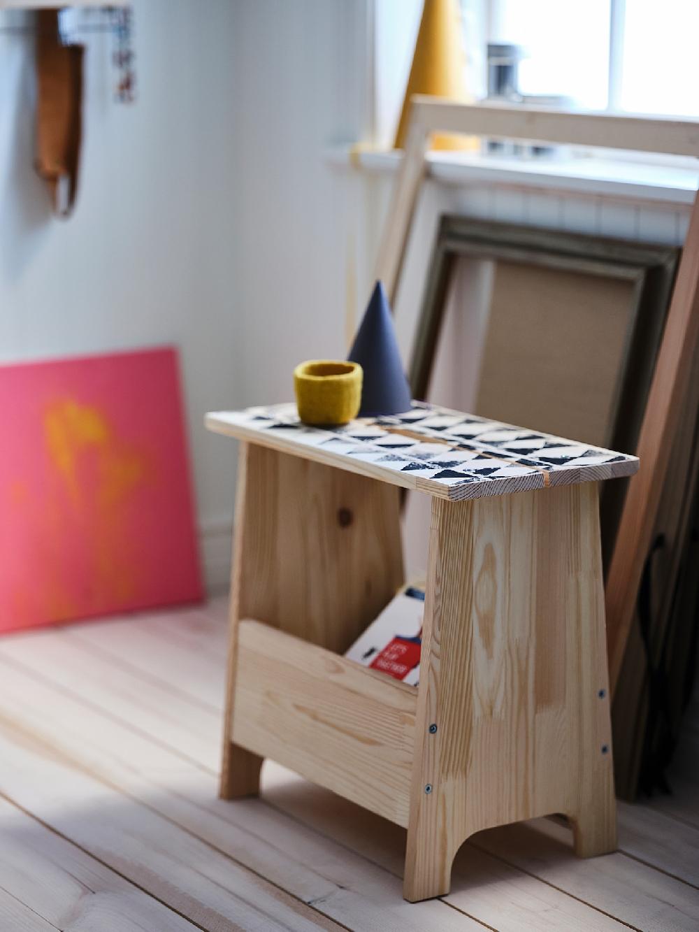 IKEA PERJOHAN Sgabello Con Contenitore Pino