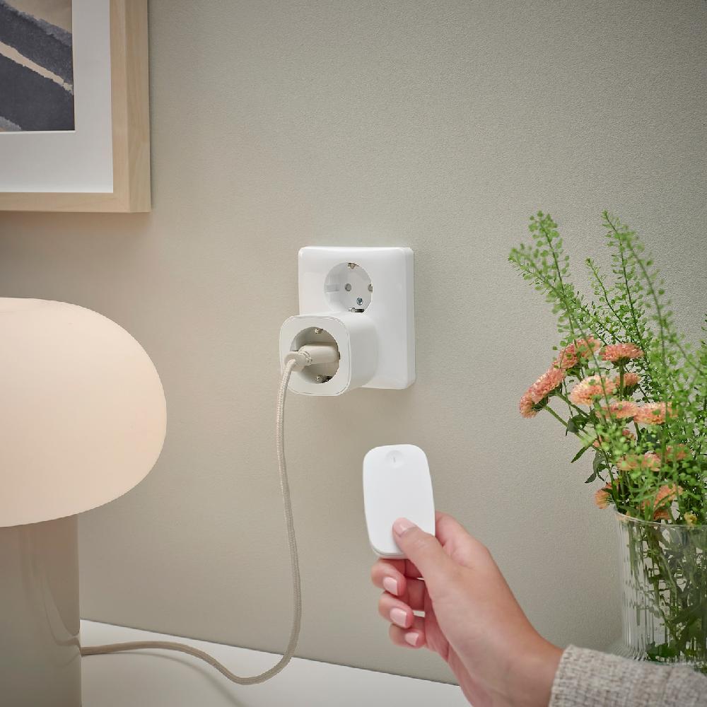 IKEA TRETAKT Spina Con Telecomando Smart