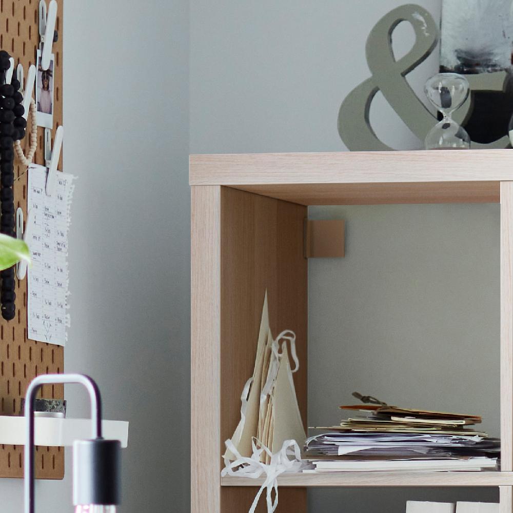 IKEA KALLAX Scaffale Con Base Effetto Rovere Con Mordente Bianco/bianco 147x59 Cm