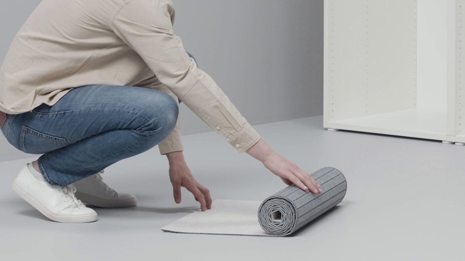 IKEA PLATSA Mobile Con 2 Ante Scorrevoli Bianco Larkollen/grigio Scuro 120x42x123 Cm