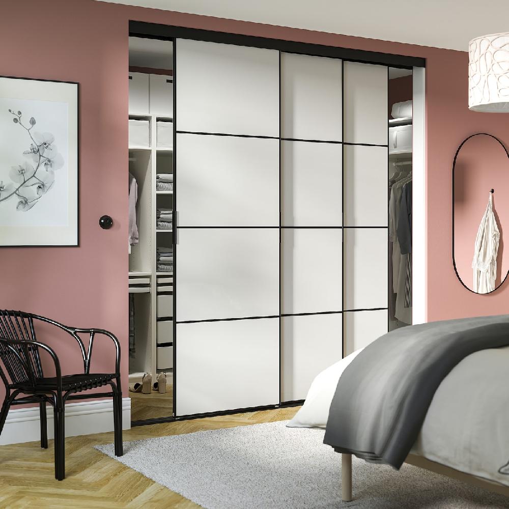 IKEA SKYTTA / HOKKSUND Combinazione Ante Scorrevoli Nero/grigio Chiaro Lucido 226x240 Cm
