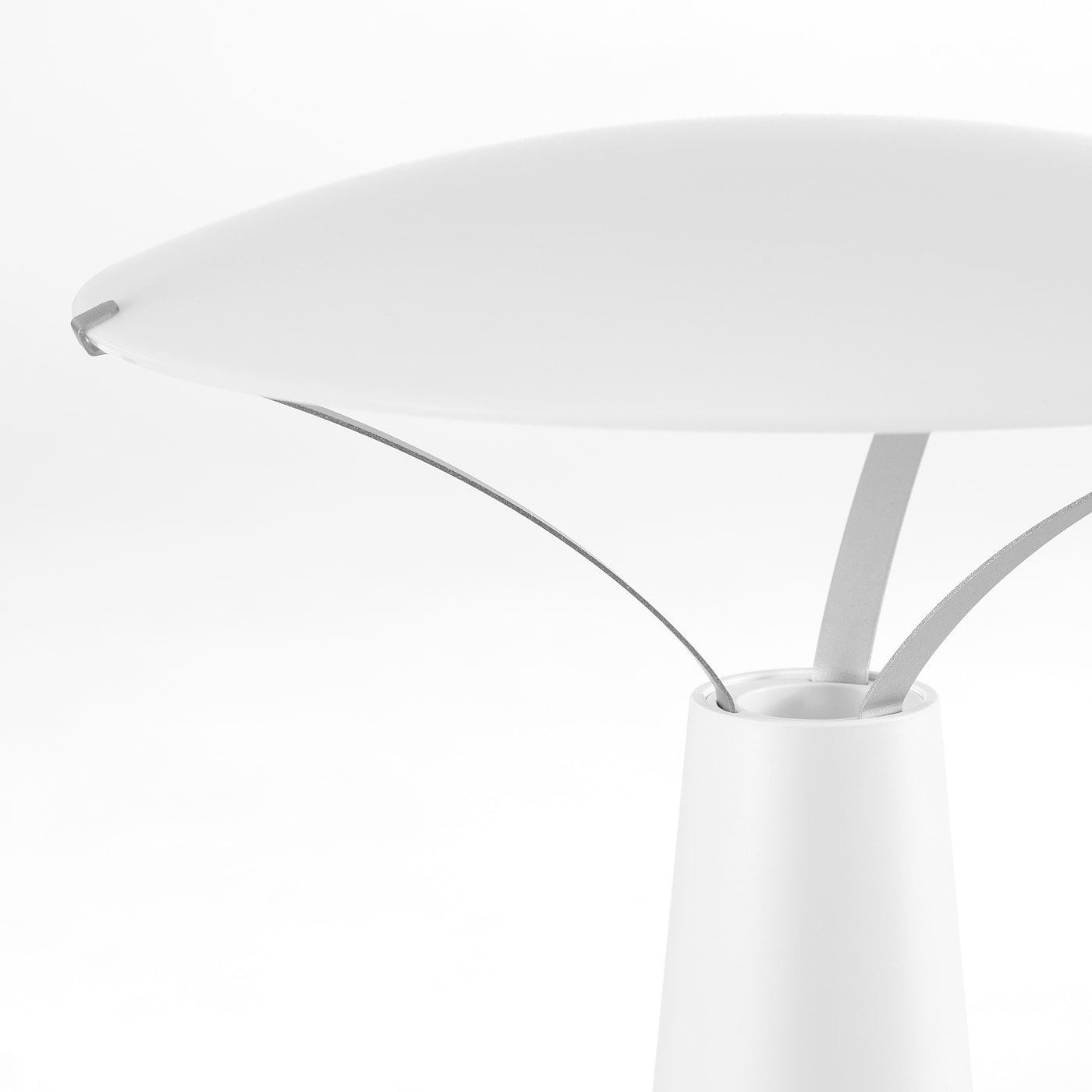 IKEA SOLVINDEN Lampada Da Tavolo A Batterie/bianco 30 Cm