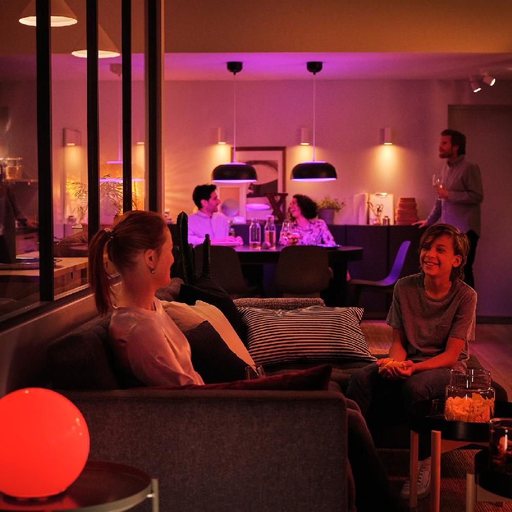 IKEA TRÅDFRI Lampadina A LED E14 806 Lumen Intensità Regolabile Wireless Colore E Spettro Bianco/globo Bianco Opalino