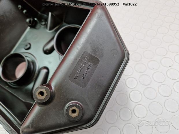 Subito AIRBOX BASAMENTO DUCATI MONSTER 900 1999 2002 IE 2