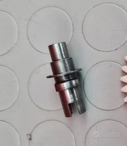 Subito ALBERINO POMPA HUSQVARNA WRE 125 2002 2006 SM 2004