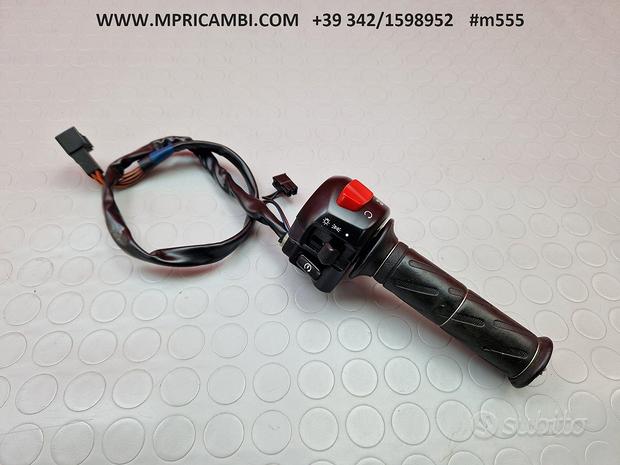 Subito BLOCCHETTO DESTRO SUZUKI GSXR 600 2001 2002 GSX R