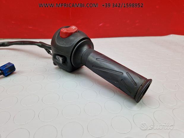 Subito BLOCCHETTO DESTRO YAMAHA XJ6 2009 2010 DIVERSION 2