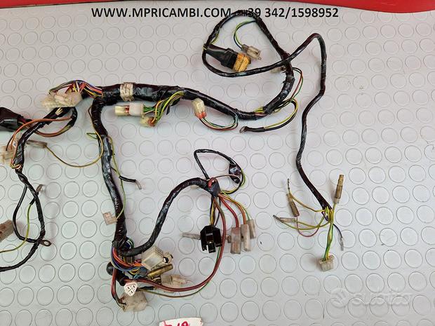 Subito CABLAGGIO IMPIANTO DERBI GPR 125 2007 2006 GPR125