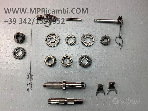 Subito CAMBIO RICAMBI HONDA CRE 450 2002 2003 2004 HM CRF