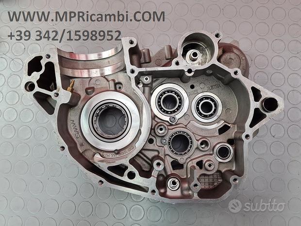 Subito CARTER CENTRALE DESTRO KTM SXF 250 2010 2009 SX F