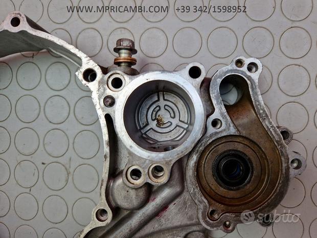 Subito CARTER DESTRO YAMAHA YZF 450 2003 2004 YZF450 2005