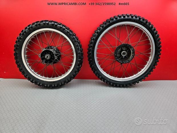 Subito CERCHI CERCHIO SUZUKI RM 125 1983 1982 RM125 1981