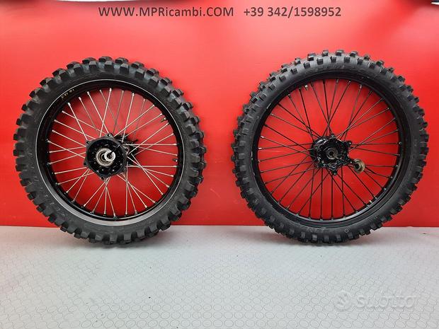 Subito CERCHI CERCHIO SUZUKI RM 125 1994 1993 RM125 1995