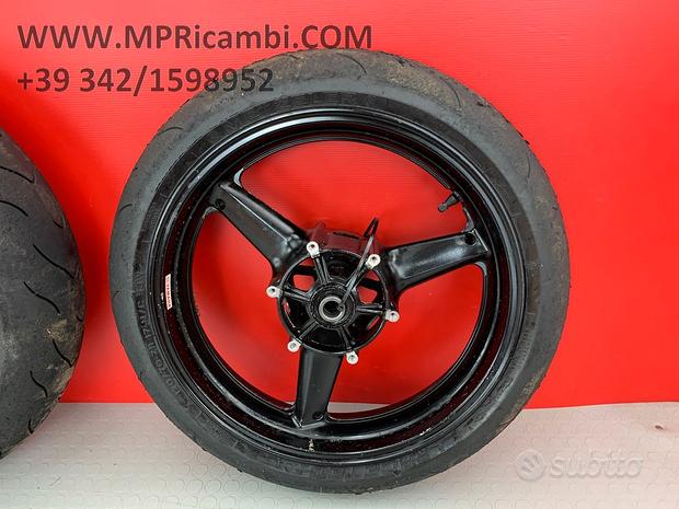 Subito CERCHI CERCHIO YAMAHA R6 2000 1999 YZF 2001 2002