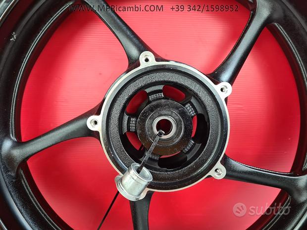 Subito CERCHIO ANTERIORE YAMAHA XJ6 2008 2009 XJ-6 2010 2
