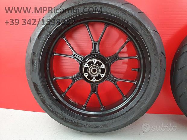 Subito CERCHIO POSTERIORE DERBI GPR 125 2007 2006 GPR125