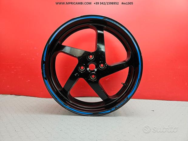 Subito CERCHIO POSTERIORE HONDA VFR 800 2002 2005 VFR800