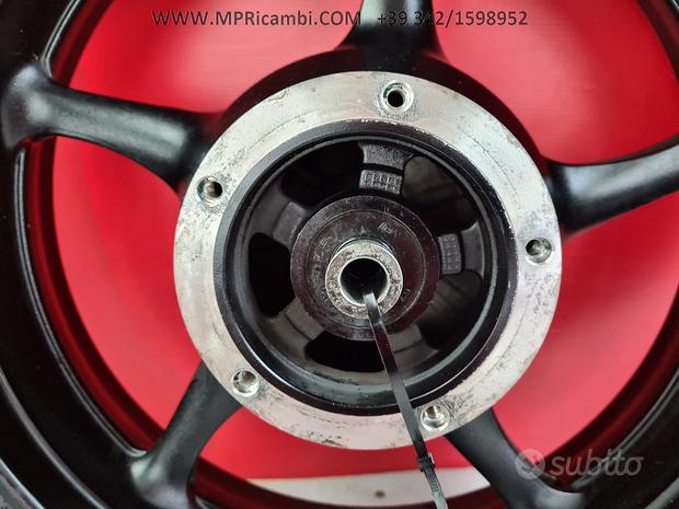 Subito CERCHIO POSTERIORE YAMAHA XJ6 2008 2009 XJ-6 2010