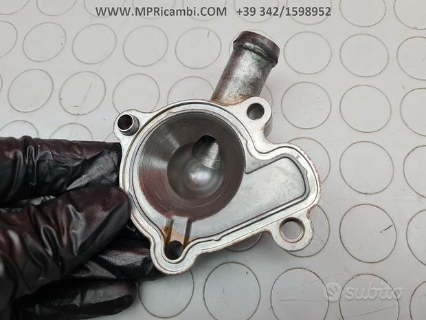 Subito COPERCHIETTO POMPA HONDA CRF 250 2011 2010 CRE F 2