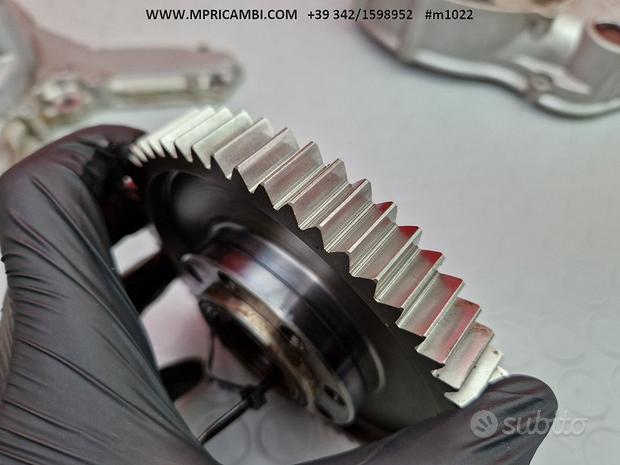Subito CORONA CAMPANA DUCATI MONSTER 900 1999 2002 IE 200