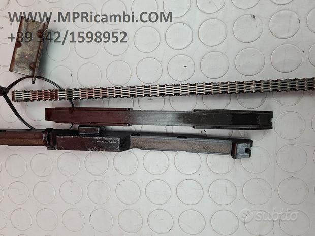 Subito DISTRIBUZIONE GUIDE KAWASAKI NINJA 900 2000 2001 Z