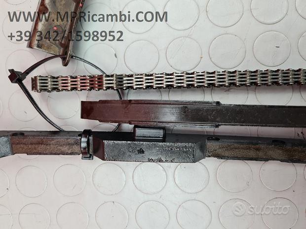 Subito DISTRIBUZIONE GUIDE KAWASAKI NINJA 900 2000 2001 Z