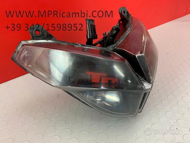 Subito FARO ANTERIORE BENELLI TNT 1130 2004 2005 2006 TNT