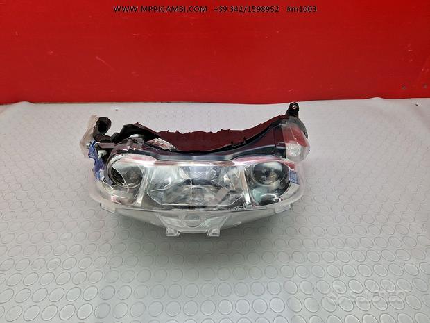 Subito FARO ANTERIORE HONDA DN01 2008 2009 DN-01 2010