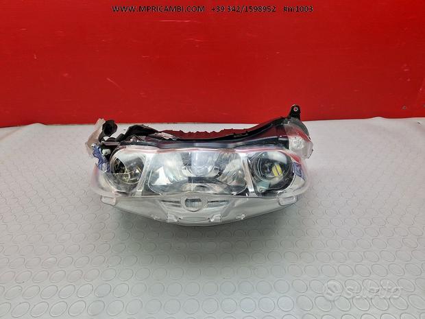 Subito FARO ANTERIORE HONDA DN01 2008 2009 DN-01 2010