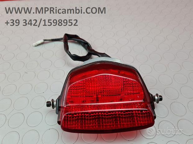 Subito FARO POSTERIORE HONDA CBR 1000 2008 2009 RR 2010 2