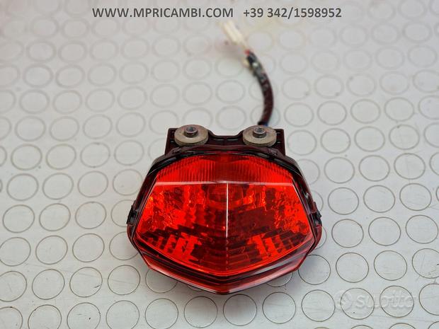 Subito FARO POSTERIORE KAWASAKI NINJA 250 R 2008 2009 ZX