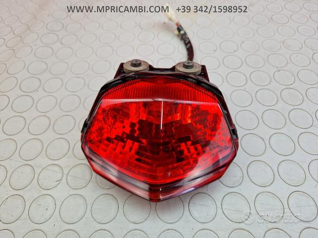 Subito FARO POSTERIORE KAWASAKI NINJA 250 R 2008 2009 ZX