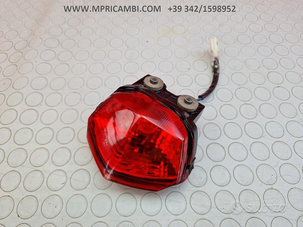 Subito FARO POSTERIORE KAWASAKI NINJA 250 R 2008 2009 ZX